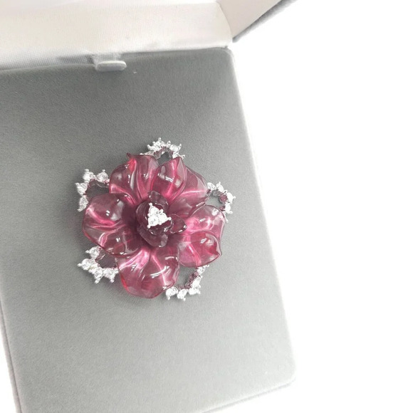 Nolan Miller Glamour Collection Pink French Chateau Flower Brooch Rhinestones - Picture 2 of 5